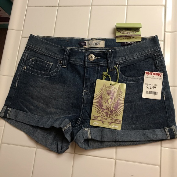 Vigold Shorts - Picture 1 of 3